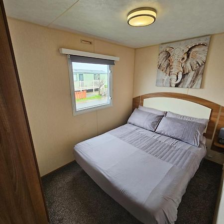 Golden Sands 8 Berth Cosy Caravan リル エクステリア 写真