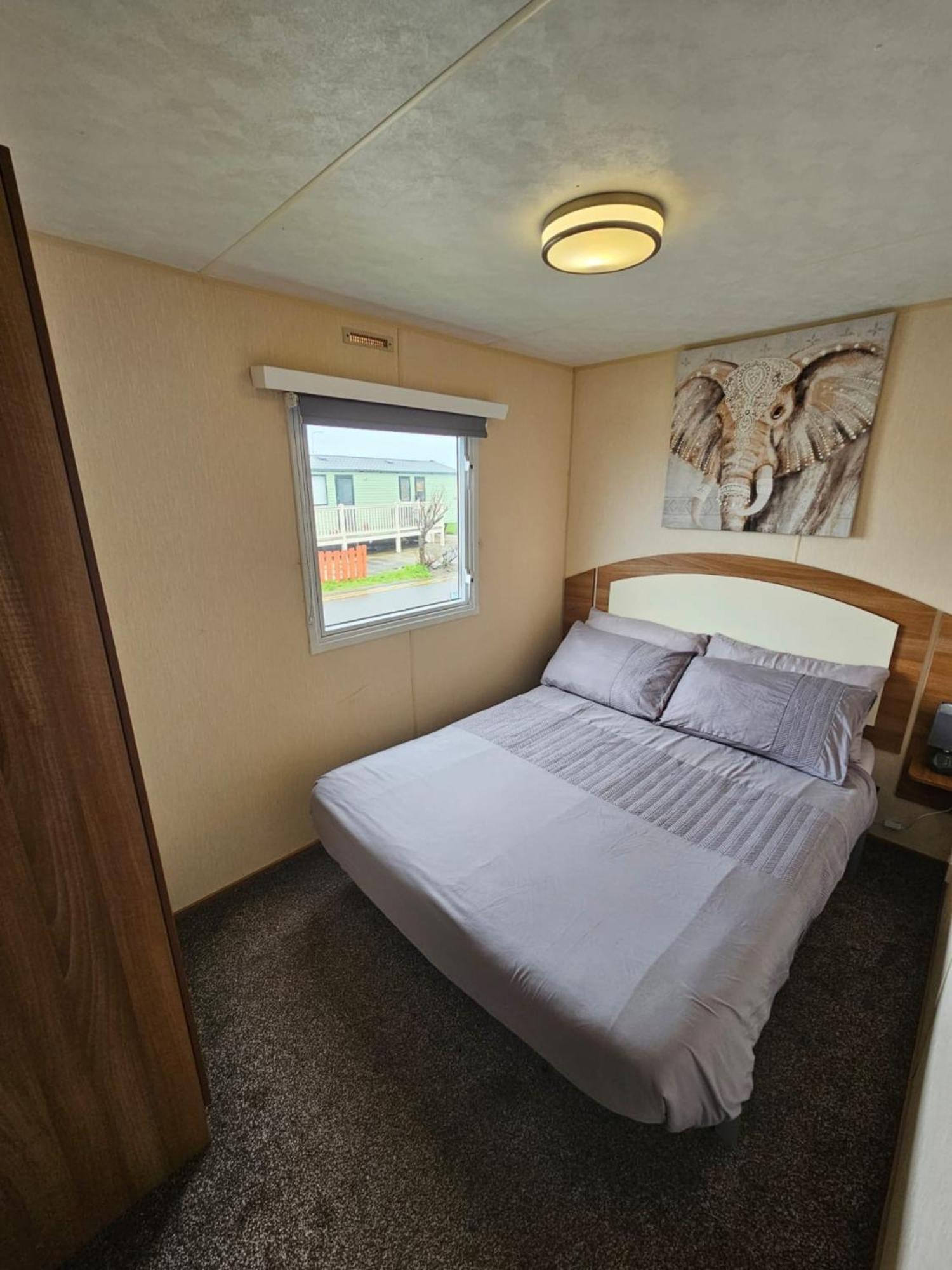 Golden Sands 8 Berth Cosy Caravan リル エクステリア 写真